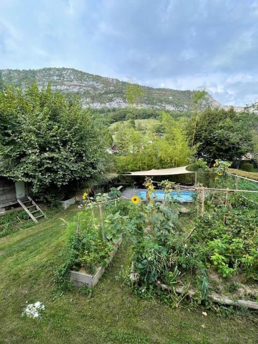 La Tiny House De Chaparon Lejlighed Lathuile Eksteriør billede