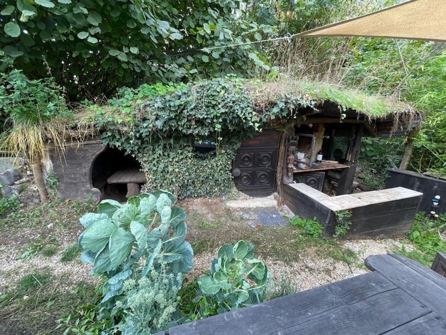 La Tiny House De Chaparon Lejlighed Lathuile Eksteriør billede
